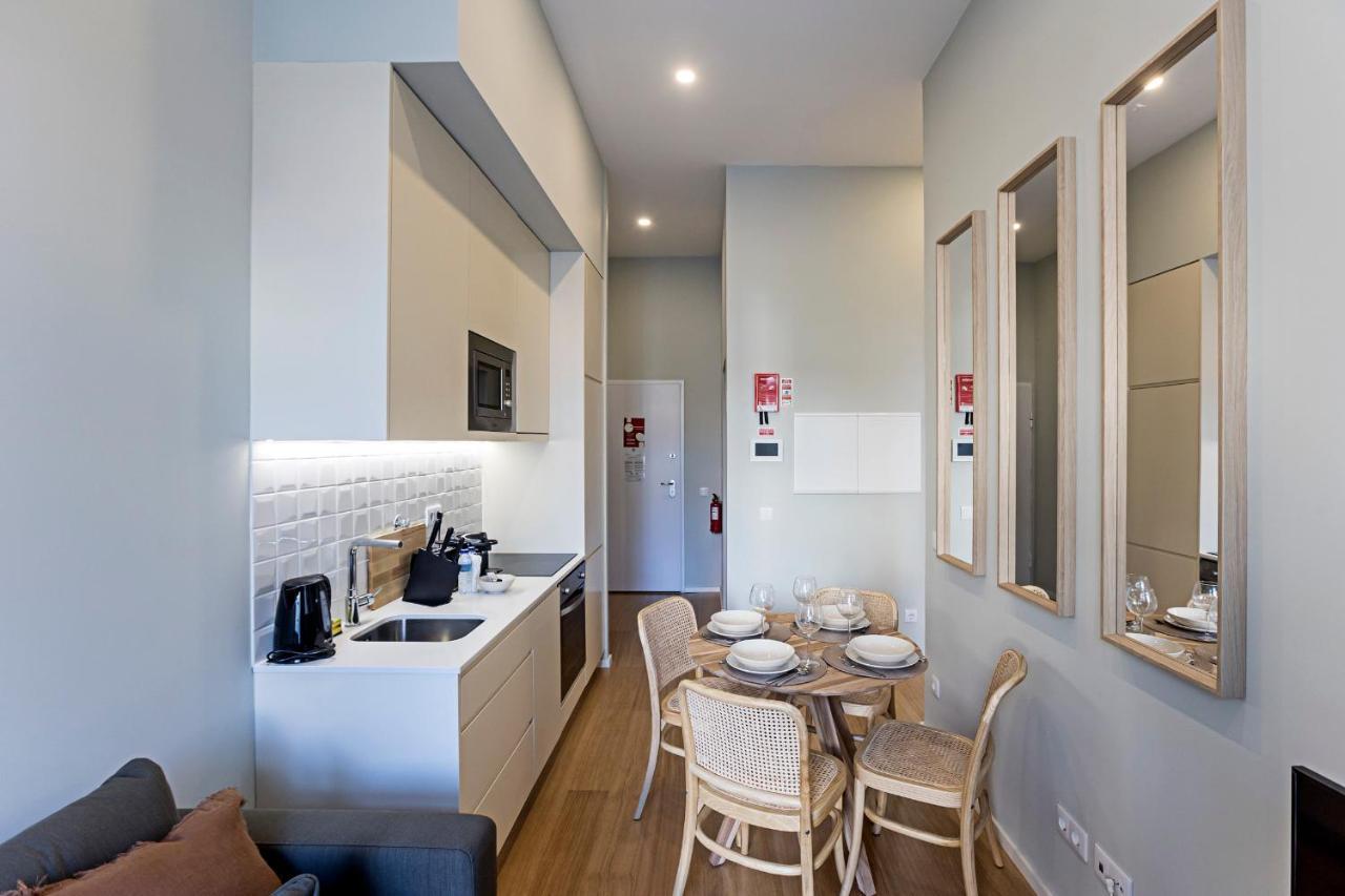 31 Janeiro 157 - Stylish 1Br W/ Ac & Balcony By Lovelystay OOporto Esterno foto