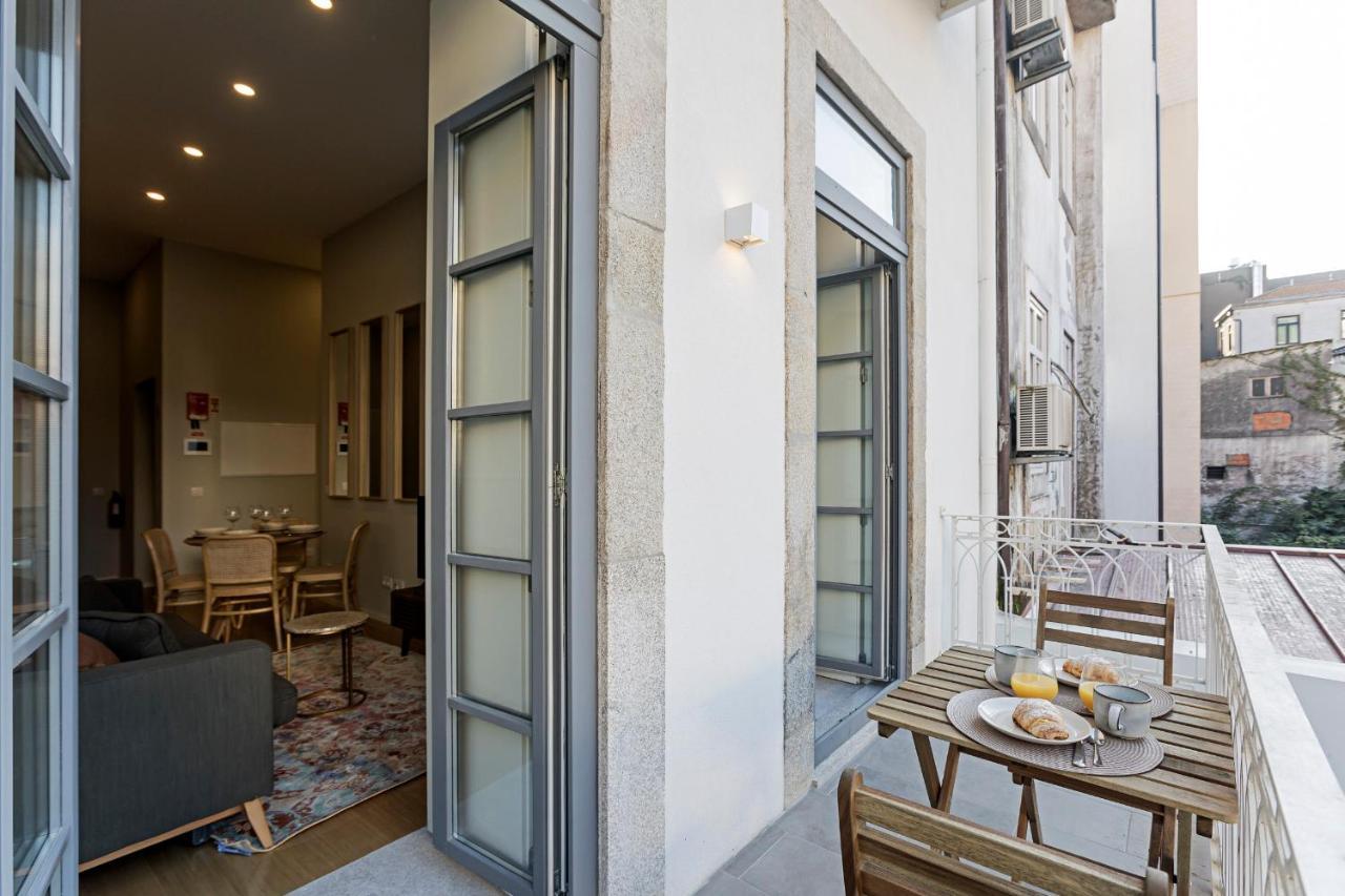 31 Janeiro 157 - Stylish 1Br W/ Ac & Balcony By Lovelystay OOporto Esterno foto